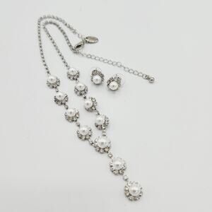 RSVP Charming Charlie Pearls and Crystals Necklace and Earrings Set